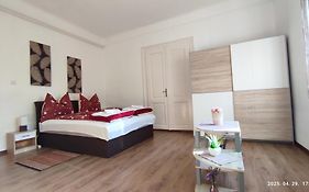 Enzo Apartman Gyula